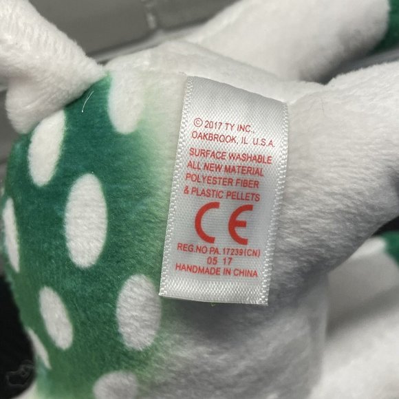Peppermint The Reindeer - Ty Beanie Baby - Christmas Plush from 2017 - Picture 10 of 11